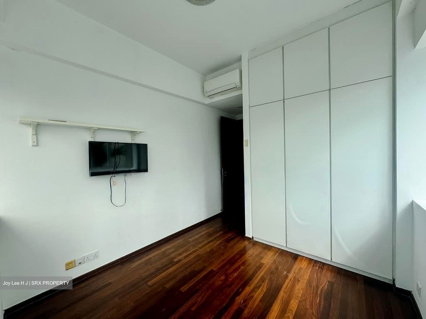 Country Park Condominium (D16), Condominium #559145711
